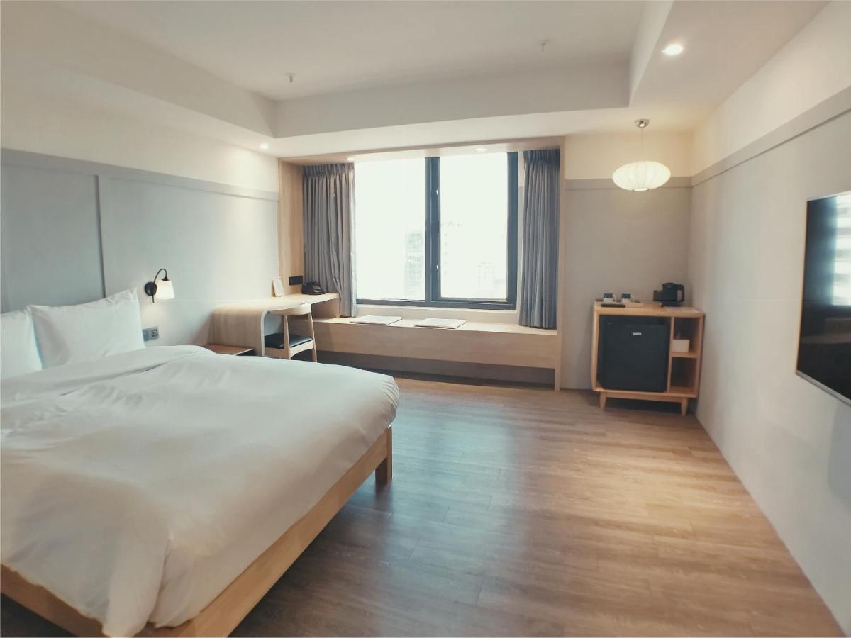 Green Hotel - Midori Taichung Exterior photo